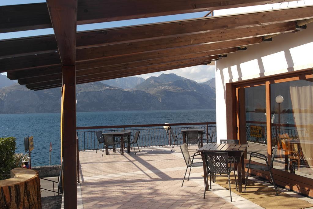 Locanda Bellavista B&B Мальчезине Экстерьер фото